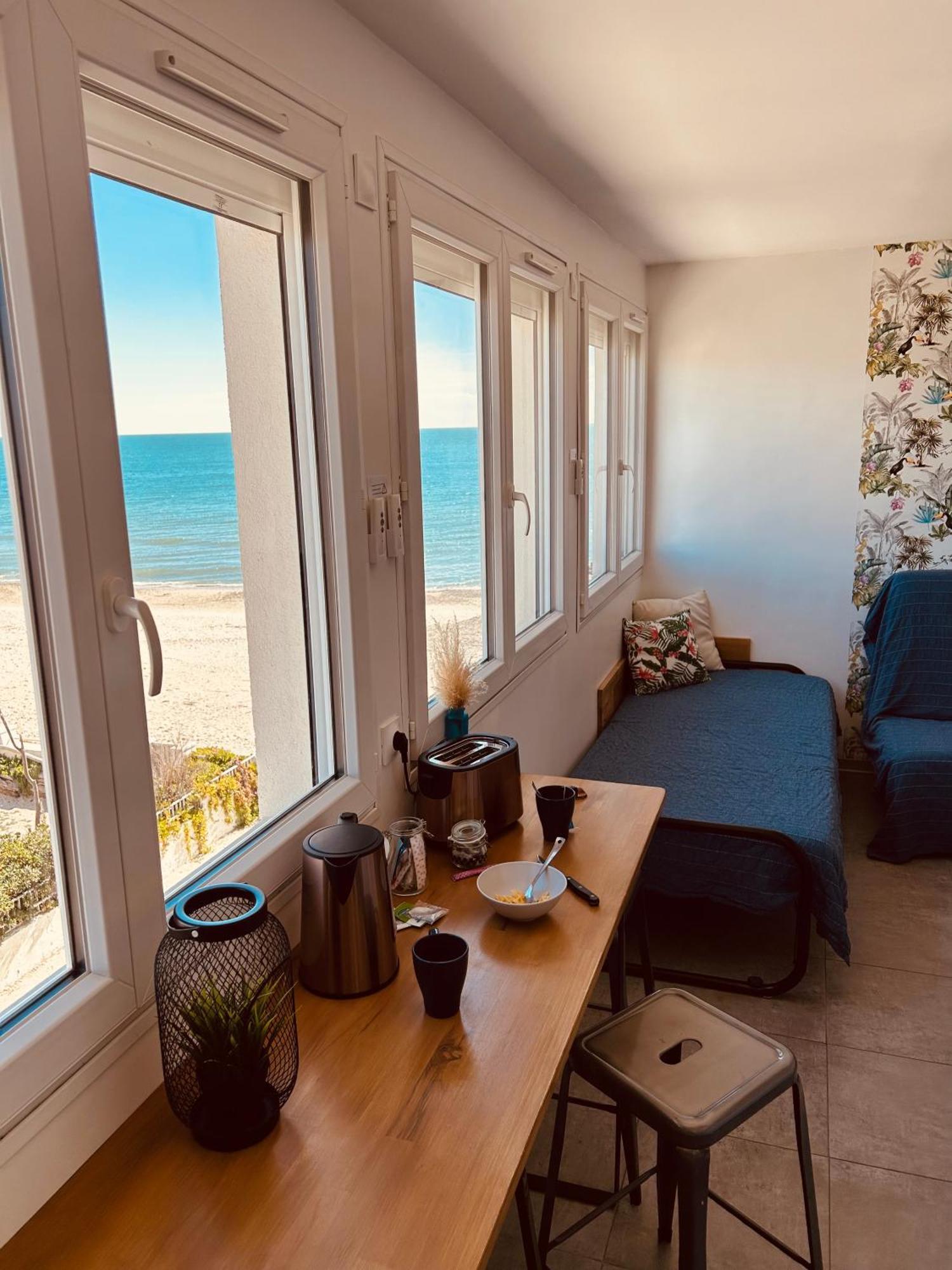 Estudio 1Ere Ligne Vue Mer ,Place De Parking Privee Acces A La Plage De La Residence 3Eme Etage Палава-ле-Фло Екстериор снимка